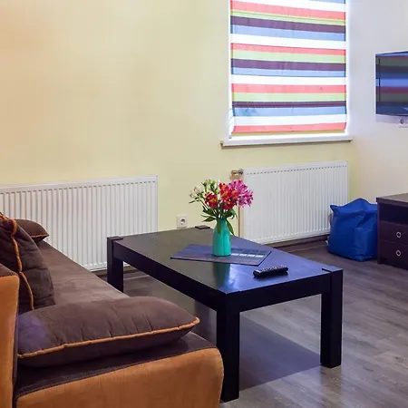 Aparthotel Fedkovycha 3*