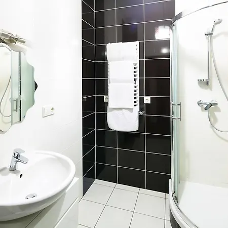 Lägenhetshotell Fedkovycha 3*